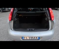 Fiat Punto 1.4 8V 5 porte Easypower Lounge - 25