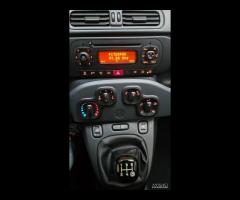 Fiat Panda 1.3 MJT 95 CV S&S Pandazzurri - 27