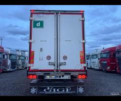 Scania R420 Cella frigo 8.20 e sponda 2005 DISCO