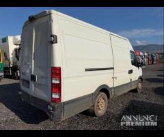 Iveco daily 35S14 furgone metano 2012