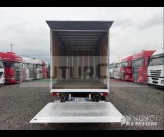 Renault master furgone e sponda 2019 E6 - 7