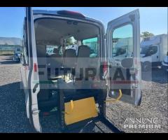 Ford transit trasporto disabili 2021 E6 - 14