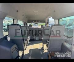 Ford transit trasporto disabili 2021 E6 - 15