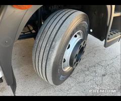 Iveco eurocargo 120E21 Furgone 7.80 e sponda 2019 - 10