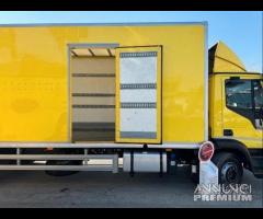 Iveco eurocargo 120E21 Furgone 7.80 e sponda 2019 - 14