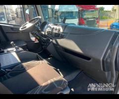Iveco eurocargo 120E22 frigo 5.20 e sponda 2010 - 12