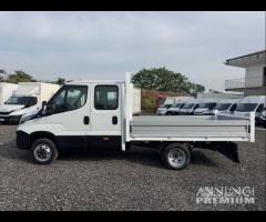Iveco daily 35C14 7 posti e cassone fisso 2020