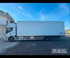 Iveco stralis 310 furgone 9.50mt e sponda 2015 E6