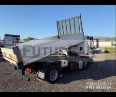 Iveco eurocargo 75E18 ribaltabile trilater 2013 E5
