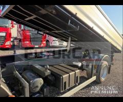 Iveco eurocargo 75E18 ribaltabile trilater 2013 E5 - 8