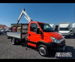 Iveco daily 35C14 gru e cassone fisso 2012 METANO
