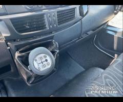 Iveco eurocargo 120E25 Furgone e sponda 2011 E5 - 11