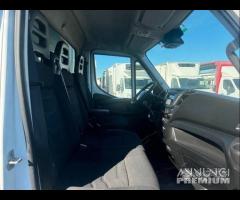 Iveco daily 72C15 cella 5.20mt e sponda 2017 E5