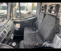 IVECO EUROCARGO 100E19 Cella 5.40 e sponda 2014 E6