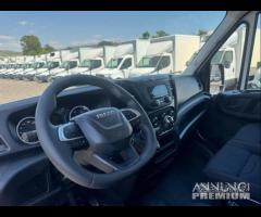 Iveco daily 35C12 7 posti e cassone fisso 2020