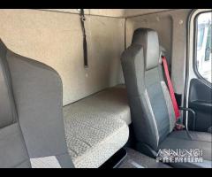 Renault 120 q.ali furgone e sponda 2015 E6 - 8