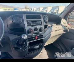 Iveco daily 35C14 gru e cassone fisso 2012 METANO