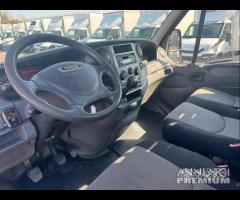 Iveco daily 35C14 gru e cassone fisso 2012 METANO