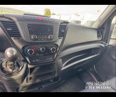 Iveco daily 35C14 7 posti e cassone fisso 2020