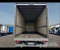 Iveco eurocargo 160E28 furgone 9.20 e sponda 2016 - 12