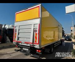 Iveco eurocargo 120E21 Furgone 7.80 e sponda 2019 - 17