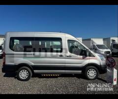 Ford transit trasporto disabili 2021 E6 - 14