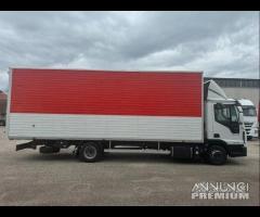 Iveco eurocargo 90E22 furgone 7.40mt 2016 E6 - 7