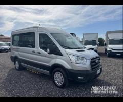 Ford transit 9 posti pedana disabili 2022