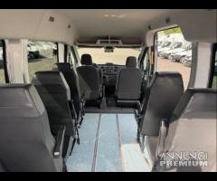 Ford transit 9 posti pedana disabili 2022 - 13