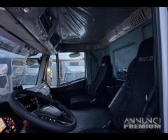 Iveco stralis 360 Cella 10Mt e sponda 2015 - 11
