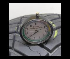 2 GOMME 235 65 16C MICHELIN BR1873 - 3