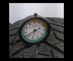 4 GOMME 225 60 18 YOKOHAMA A68284