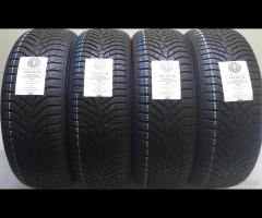 4 GOMME 235 60 18 YOKOHAMA A68240