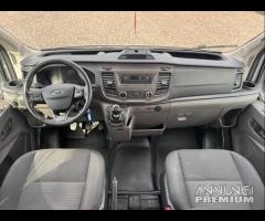 Ford transit 9 posti pedana disabili 2022
