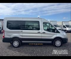 Ford transit 9 posti pedana disabili 2022 - 12