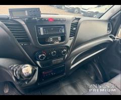 Iveco daily 60C15 cella 4.40mt e sponda 2017 E6