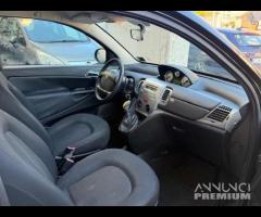 Lancia Ypsilon 1.2 69 CV Platinum km 130.000 - 7