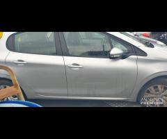 Ricambi Peugeot 208 1.0 B del 2013