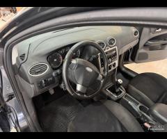 FORD FOCUS Berlina 1.6 TDCi 90 cv. - 10