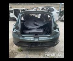 Ricambi Dacia Sandero 2024 Scocca per tagliate