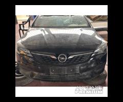 Opel Astra 2020 Ricambi parte anteriore