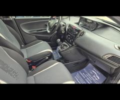 Lancia Ypsilon 1.2 69 CV 5 porte GPL Ecochic Plati - 13