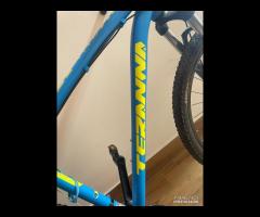 BICICLETTA TERRANA SHIMANO FRENI A DISCO NUOVA 27.