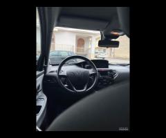 Lancia Ypsilon 1.0 FireFly 5 porte S&S Hybrid Silv - 6