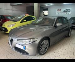 Alfa Romeo Giulia 2.2 Turbodiesel 180 CV AT8 Busin - 10