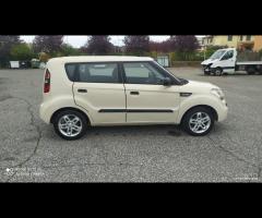 Kia Soul 1.6 CVVT Active Bi-Fuel
