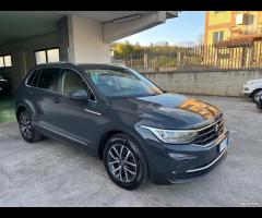 Volkswagen Tiguan 2.0 TDI SCR Life - 13
