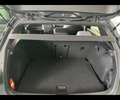 Volkswagen Golf 2.0 TDI 150 CV DSG SCR 4Motion R-L - 17
