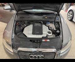 AUDI A6 Avant 3.0 TDi 232 cv. PELLE-NAVI - 22
