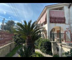 Talsano- villa con giardino e garage